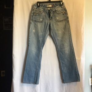 🌈Aeropostale Chelsea Boot Cut Size 3/4 Short
